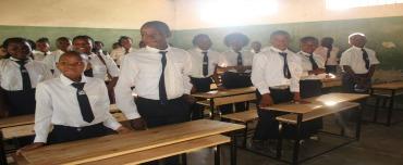 Ensino Secundário mais próximo em Maluana