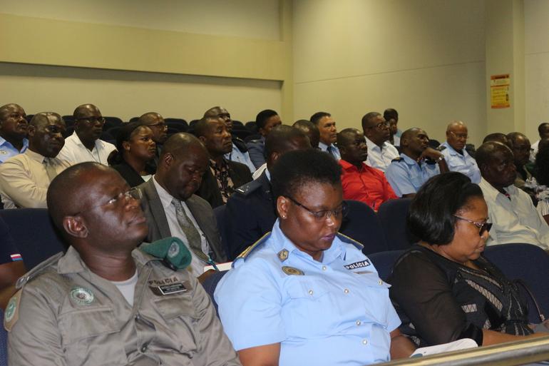 Reunião de Avaliação das Actividades Desenvolvidas nas Fronteiras no âmbito da Prevenção do Covid-19 .8 Reunião de Avaliação das Actividades Desenvolvidas nas Fronteiras no âmbito da Prevenção do Covid-19 .8