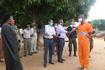 Secretária de Estado interagindo com reclusos na cadeia central de Maputo no âmbito da Lei da Amnistia.2