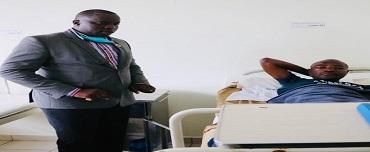 Governador de Maputo conforta agentes da escolta Governador de Maputo conforta agentes da escolta