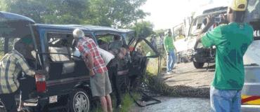 Acidente mata oito pessoas na Moamba Acidente mata oito pessoas na Moamba